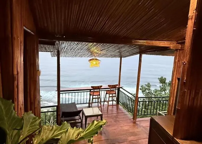 Nunggalan Octopus 2 Lodge *